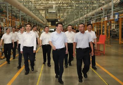 萬廣明調研汽車和新能源汽車產業發展